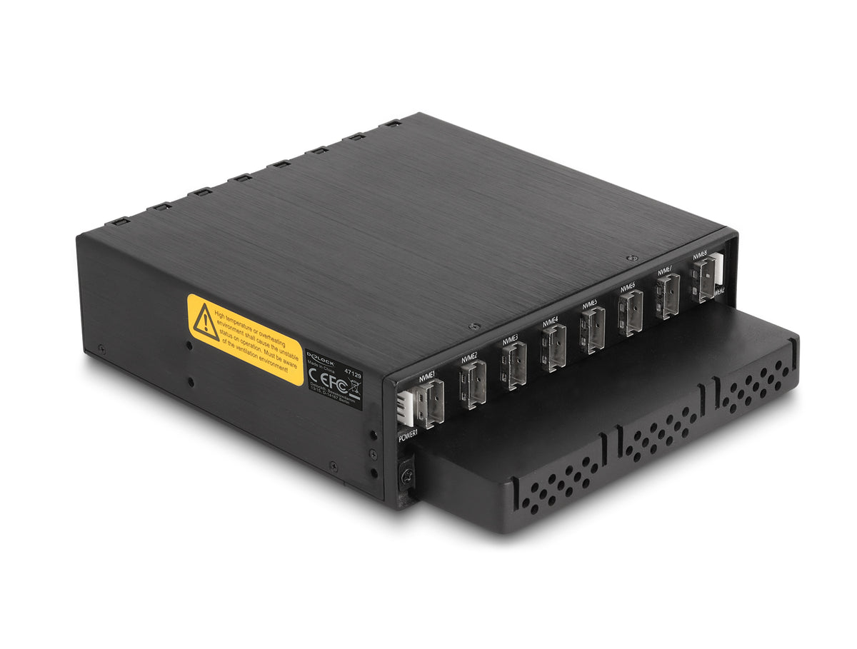 47129 - Delock 5.25″ 8 x M.2 NVMe SSD Mobile Rack