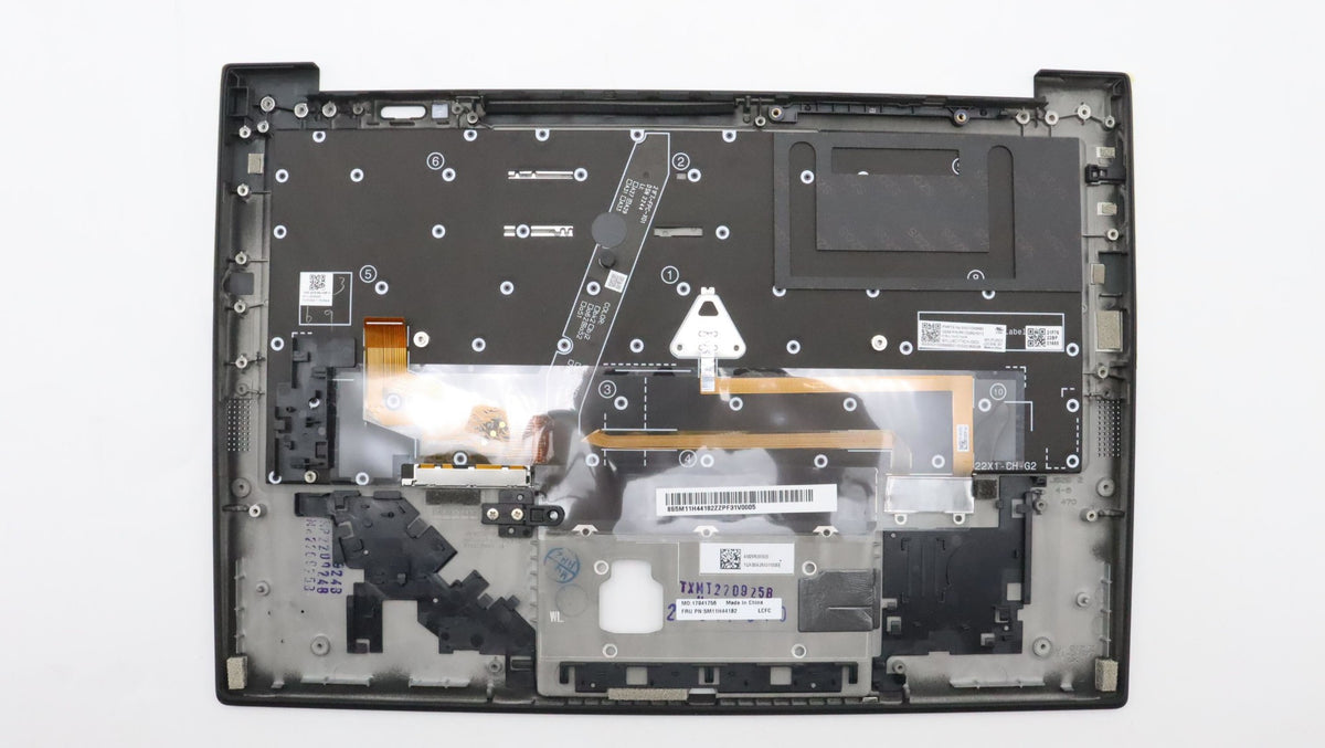 5M11H44236 - Lenovo Italian Keyboard and Cover Assembly
