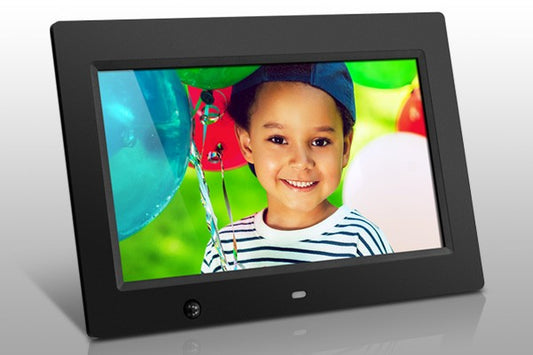 ADMSF310F - Aluratek 10 IN MOTION SENSOR DIGITAL PHOTO FRAME WITH 4GB MEMORY WITH REMOTE 1024 X 600 R