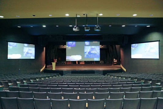Elite Screens 100IN DIAG VMAX100XWV2-E24