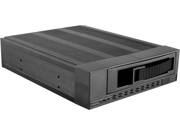 T-7M1-SA-BLACK - iStarUSA 5.25" to 3.5" 2.5" SATA SAS 6 Gbps HDD SSD Hot-swap Rack