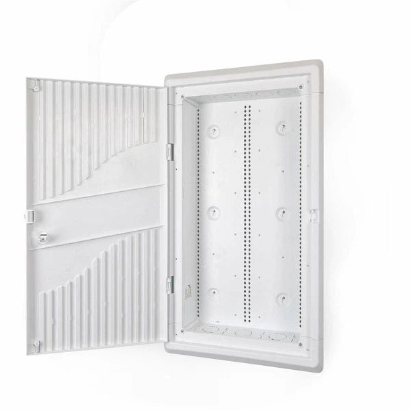 28P1-MEDIA-ENCLOSURE - StarTech 28in Wall-Mount Media Enclosure